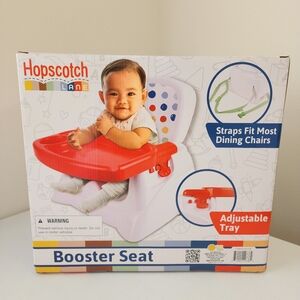Hopscotch Lane Booster Seat with Tray - Portable Feeding Chair Babies & Toddlers